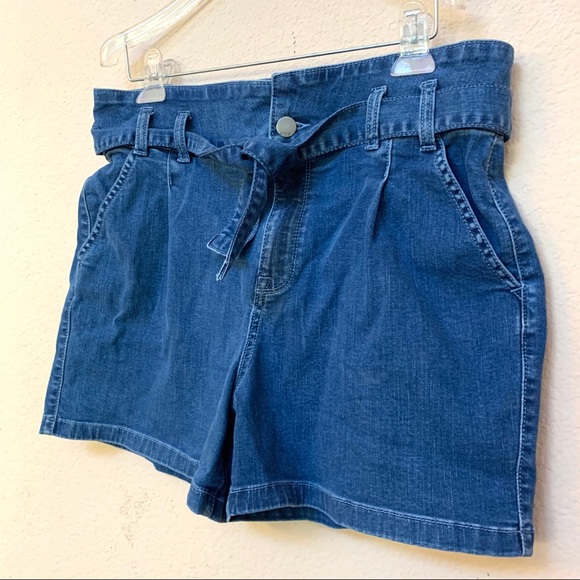 ✅ A.N.A. Blue Denim Paperbag Belt Shorts - Picture 2 of 10